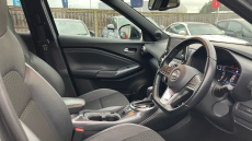 Nissan Juke 1.0 DiG-T 114 N-Connecta 5dr DCT Petrol Hatchback